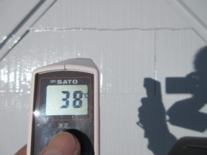 遮熱屋根の温度38℃